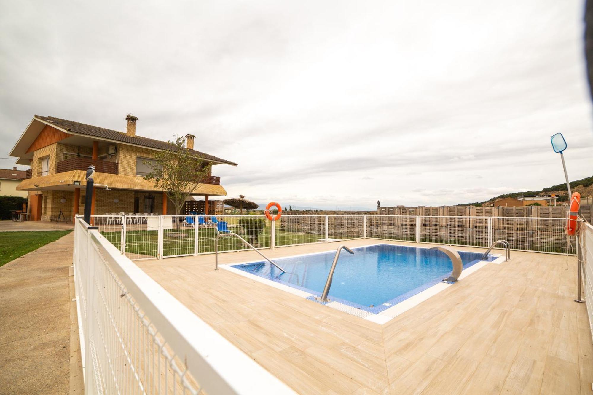 Oasis De Bardenas, B&B Con Piscina Privada Valtierra Exterior foto