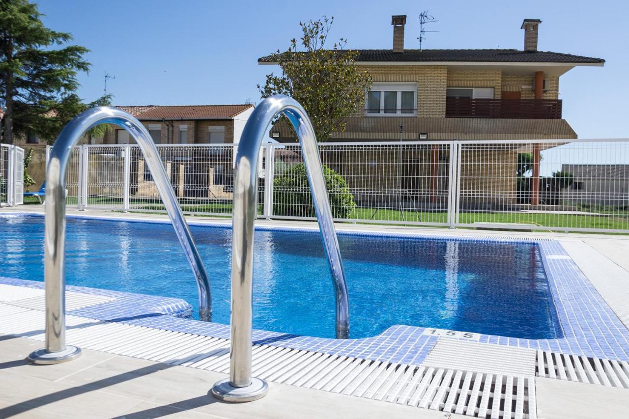 Oasis De Bardenas, B&B Con Piscina Privada Valtierra Exterior foto
